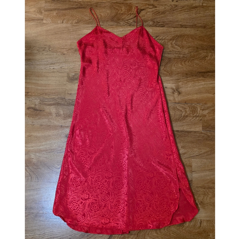 Vintage 90s Val Mode Lingerie Red Paisley Long Slip